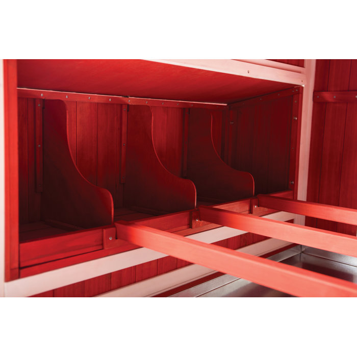 Archie & Oscar™ Hermione 33.93 Square Feet Chicken Coop with Chicken